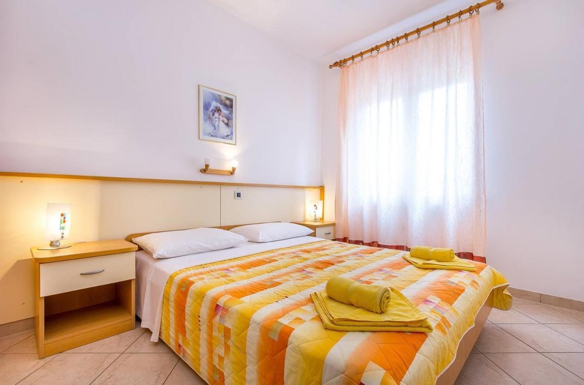 Apartments Nevija Медулин Екстериор снимка