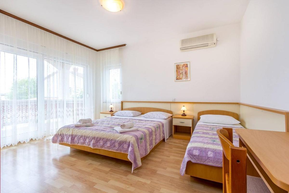 Apartments Nevija Медулин Екстериор снимка