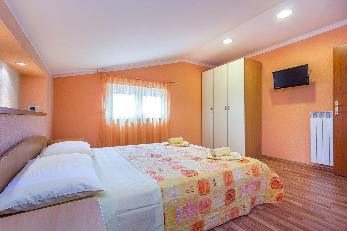 Apartments Nevija Медулин Екстериор снимка