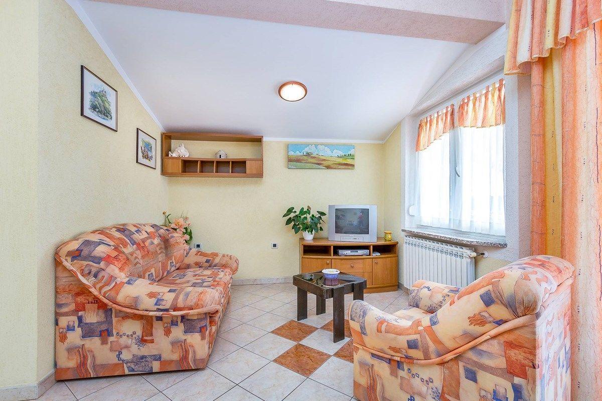 Apartments Nevija Медулин Екстериор снимка