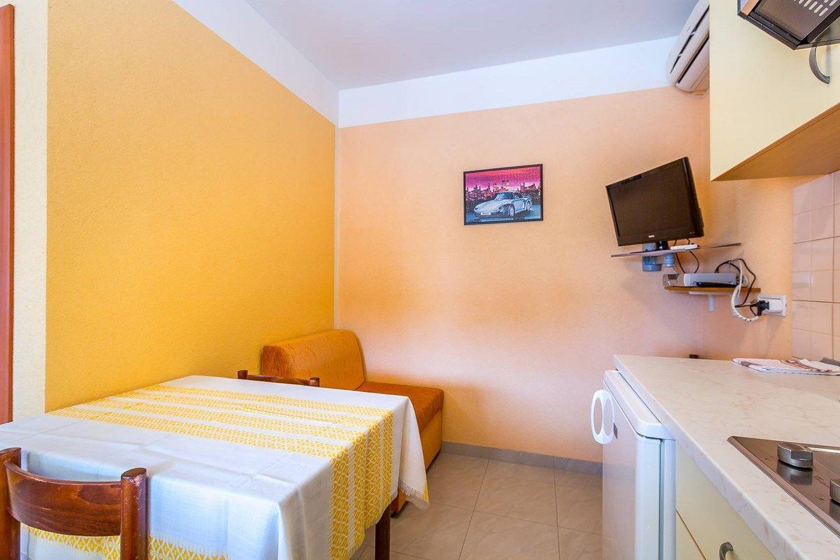Apartments Nevija Медулин Екстериор снимка